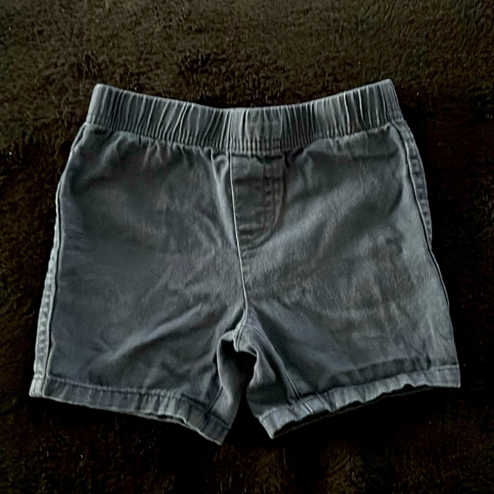 18mth, Levi’s navy blue shorts.